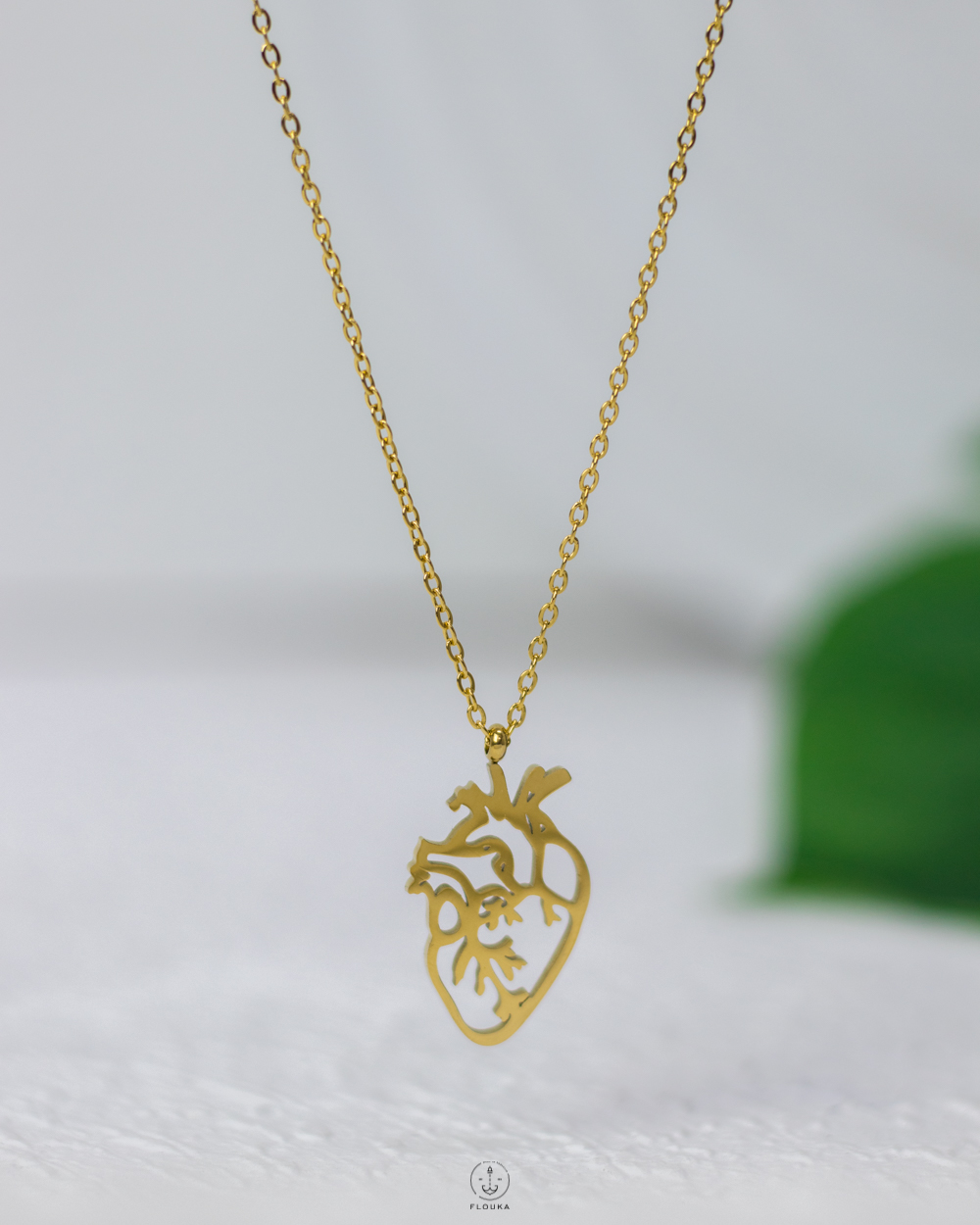 1746202674_n1270.jpg gold heart necklace