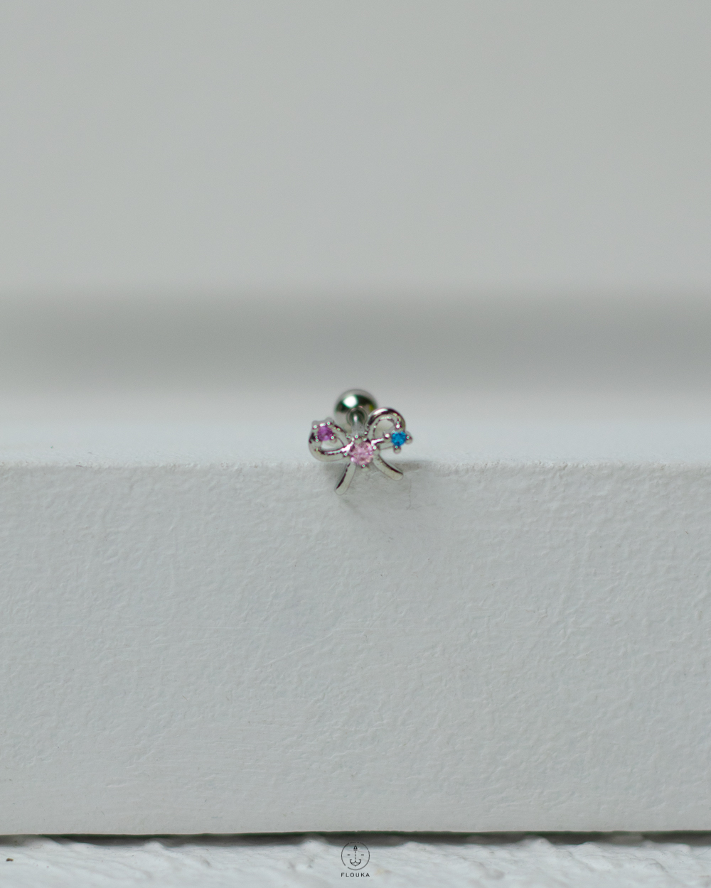 1746208109_c0062.jpg strus tie piercing