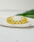 color gold bracelet