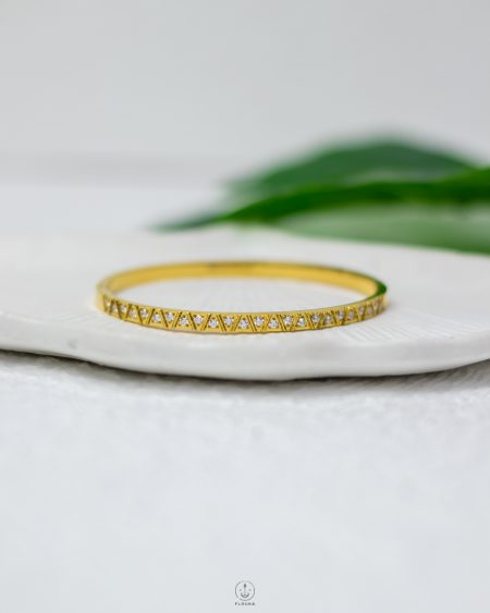 straus gold bracelet