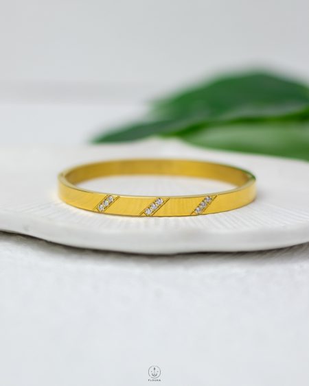 straus basic gold bracelet