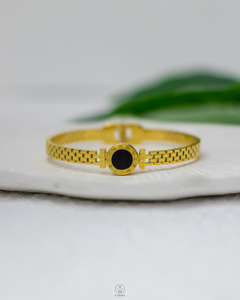 1746673255_o0179-new.jpg rolex bulgari gold bracelet