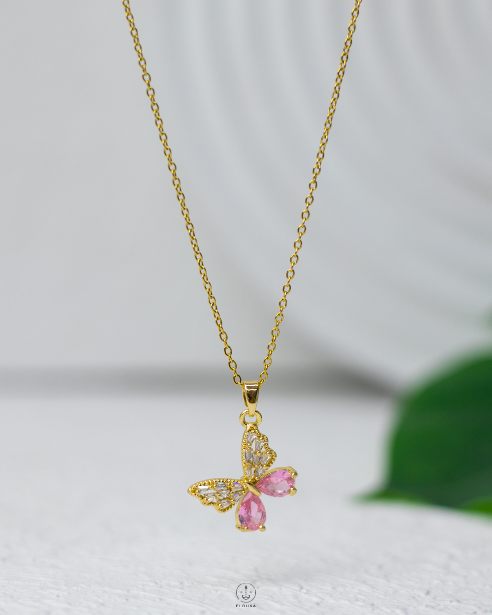 1746994463_n1511.jpg crystal pink butterfly strus necklace