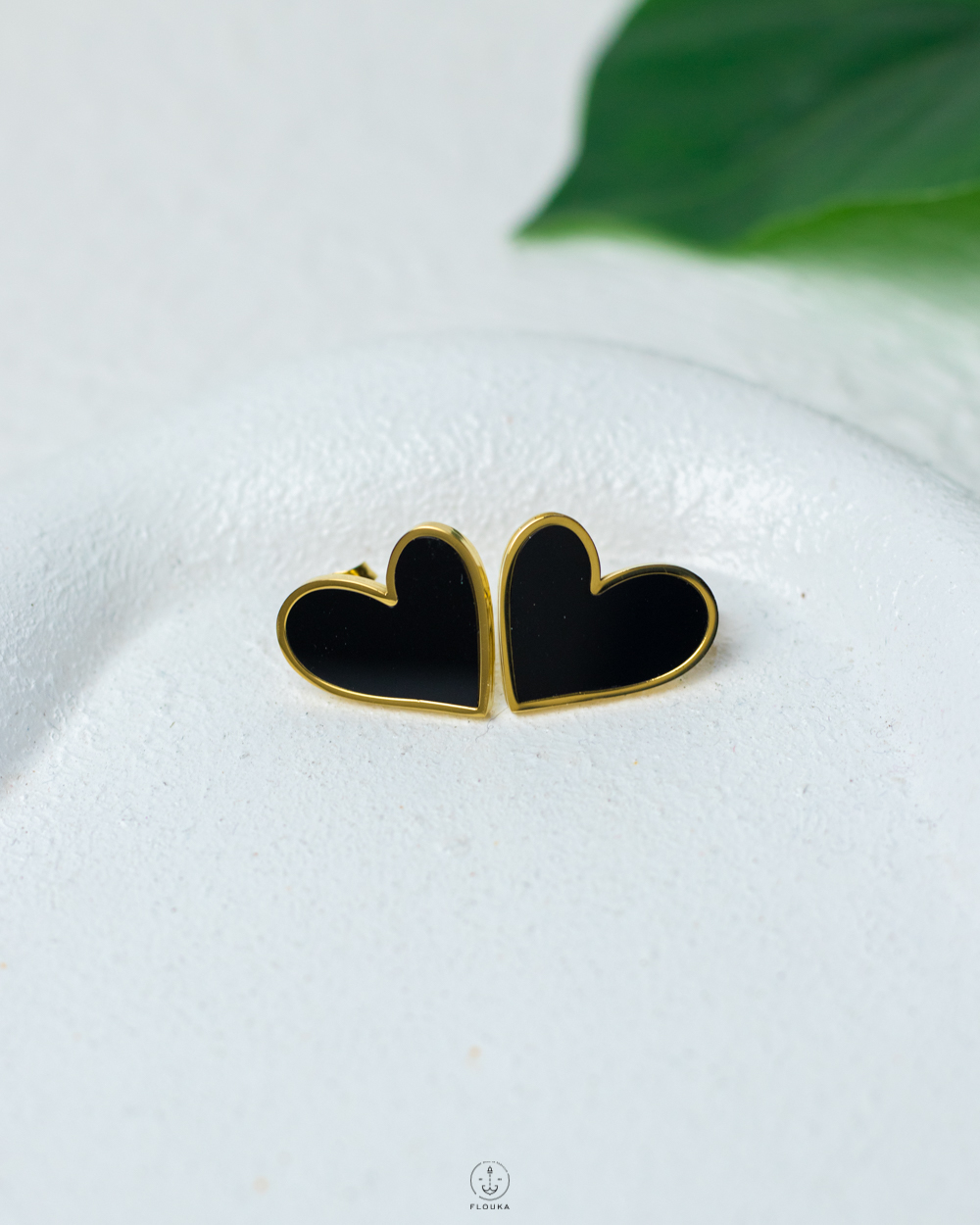 1747698451_e0381.jpg wide black heart gold earrings