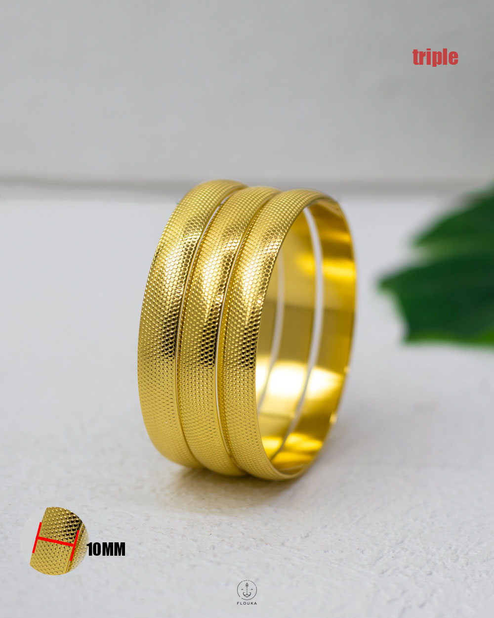 1750700531_O0695.jpg 10mm triple BEE bracelet