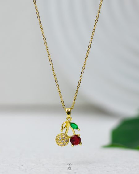 struas cherry necklace