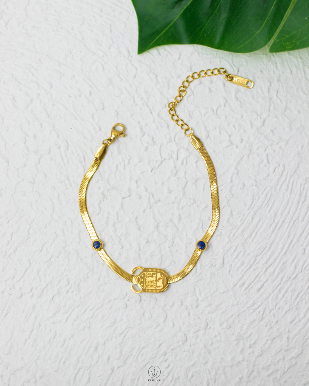 1745421729_b0727.jpg Pharaonic scarab gold bracelet