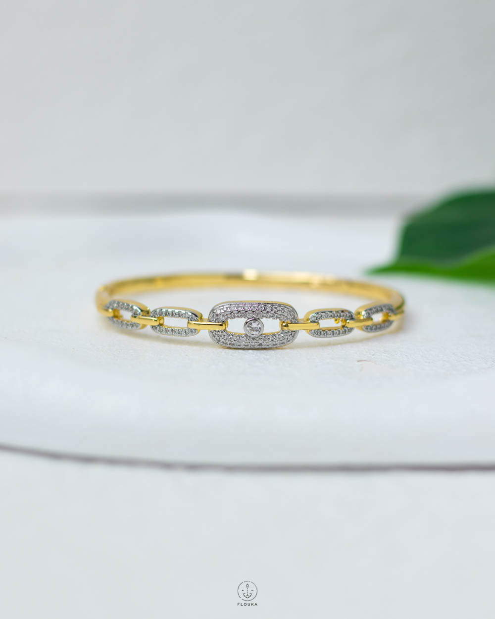 1751478961_O0712.jpg easyopen CD diamond bracelet