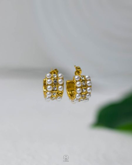 white strues and Beads gold earring