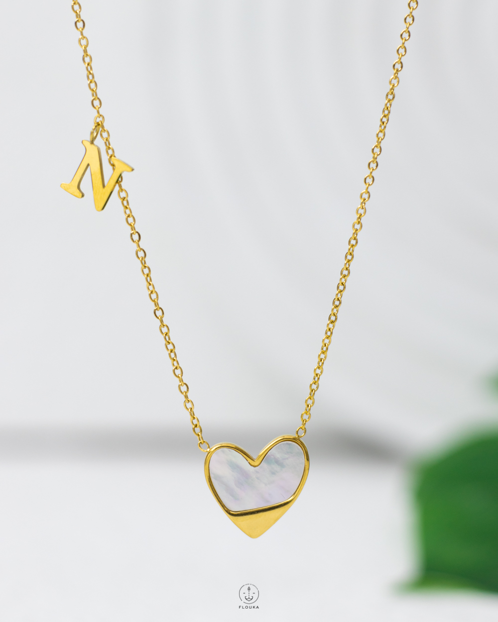 1752547442_N1658.jpg litter N gold heart necklace