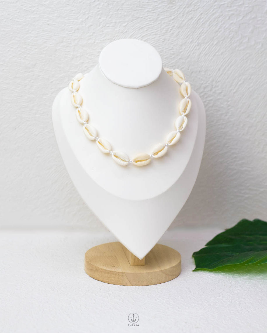1752622376_N1574.jpg summer white seashell necklace