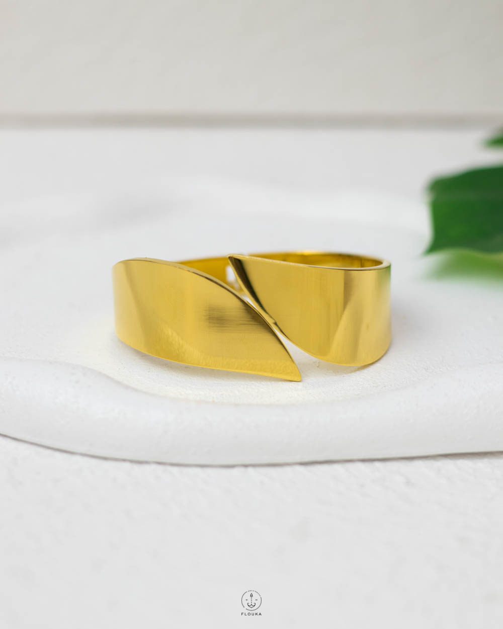 1752967438_o0773.jpg double arrow bangle