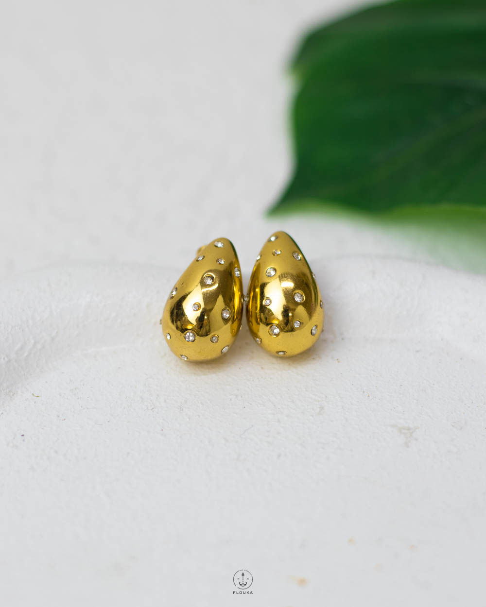 1752969495_E0597.jpg small strues tear drop earring