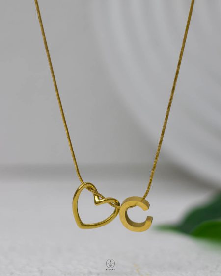 litter C gold trendy heart necklace