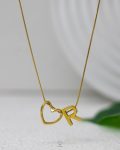 litter R gold trendy heart necklace