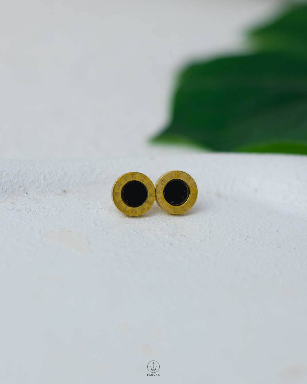 1753555104_e0635.jpg black bulgari earring