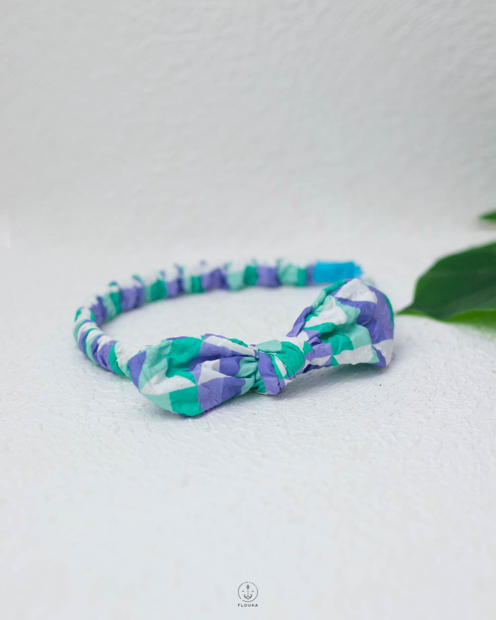 1753575382_T0110.jpg colorfull tie collar