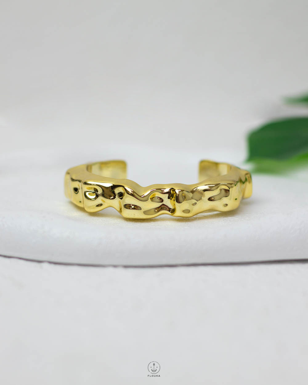 1753593590_o0700-1.jpg CCB gold mount bracelet