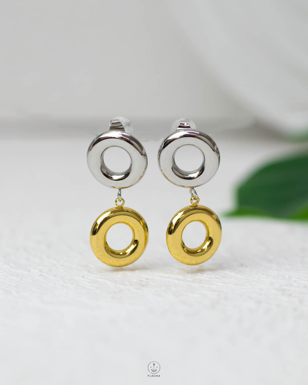 1753889347_E0687.jpg gold & silver circle earring