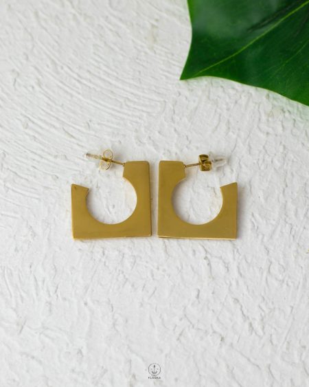 gold open square earring