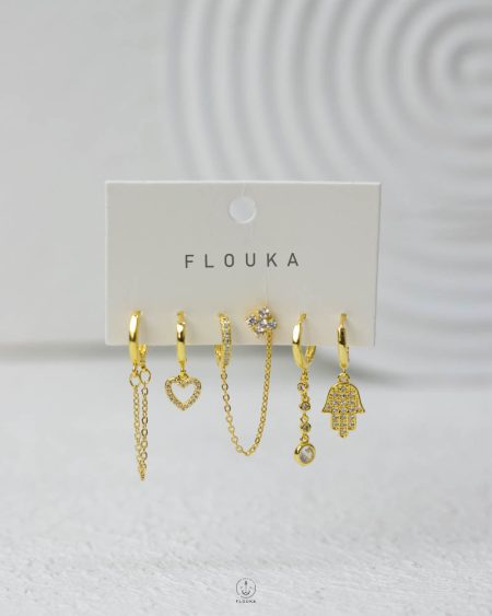 white struas palm gold earring set