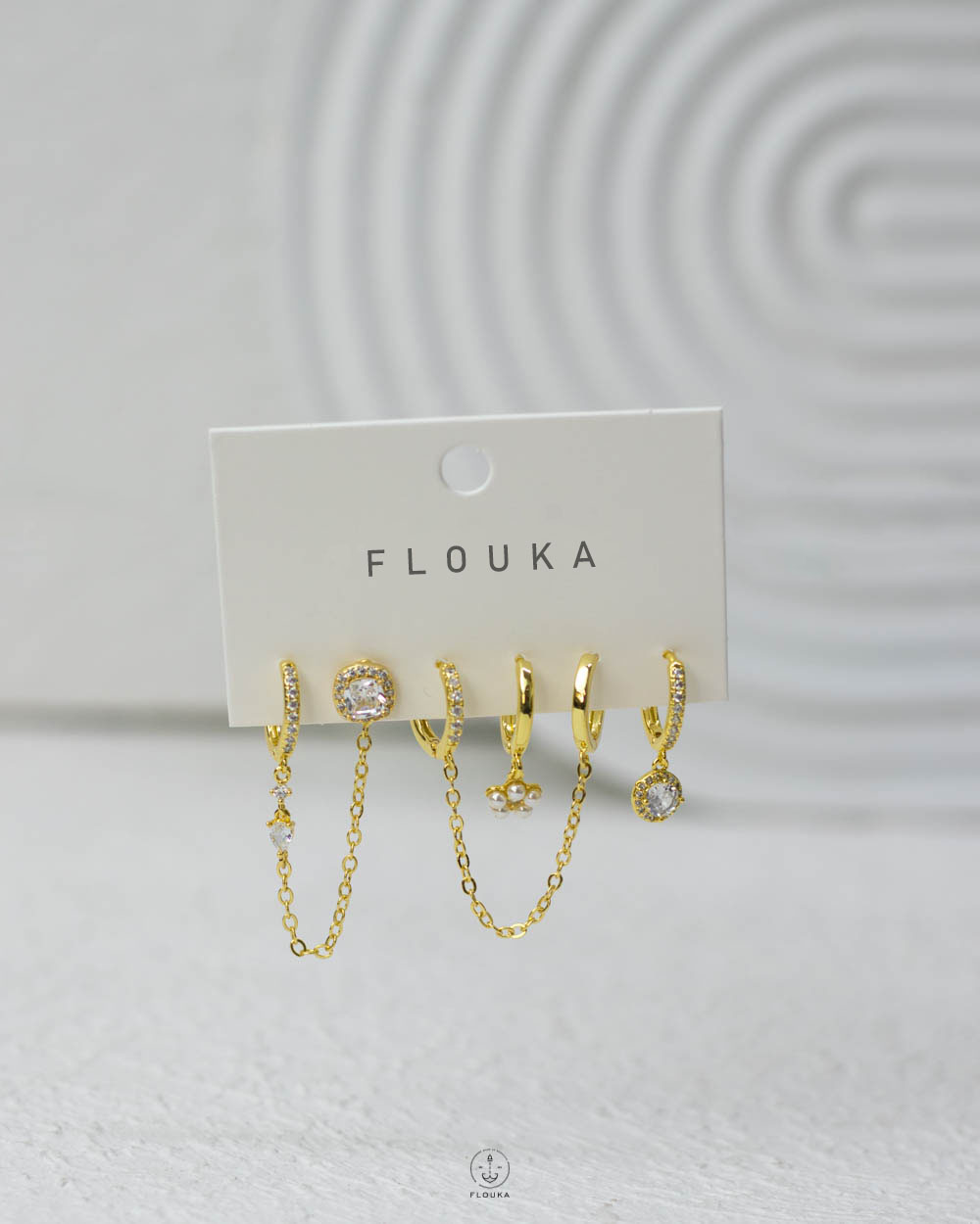 1754236469_e0651-1.jpg white struas & Crystal gold earring set