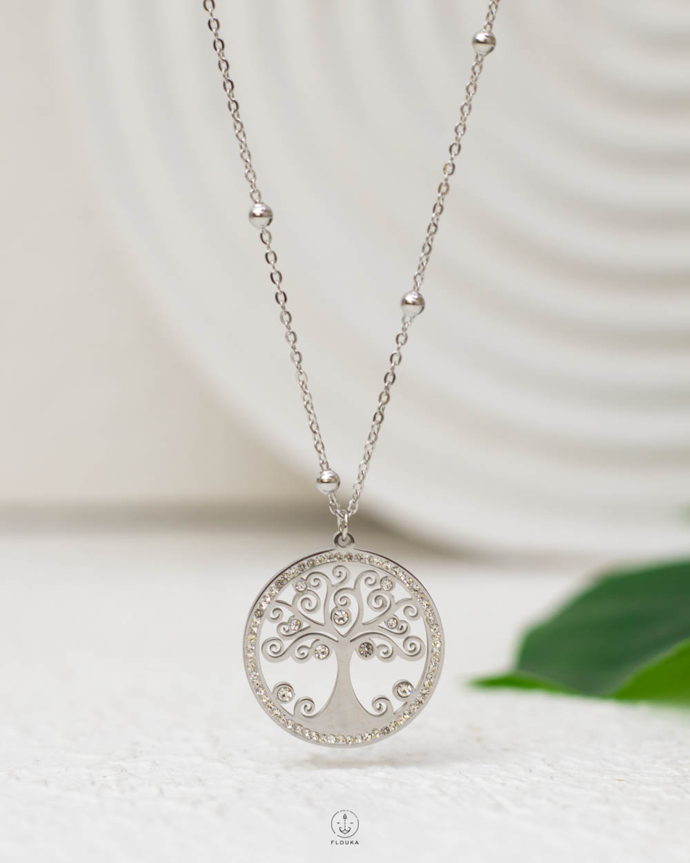 1755199390_n1805.jpg silver struas timberland necklace