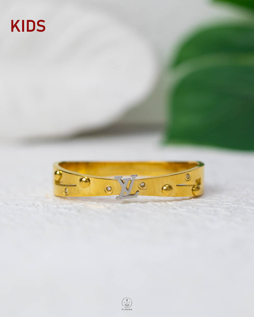 1755285083_ko0007.jpg gold LV kids bracelet