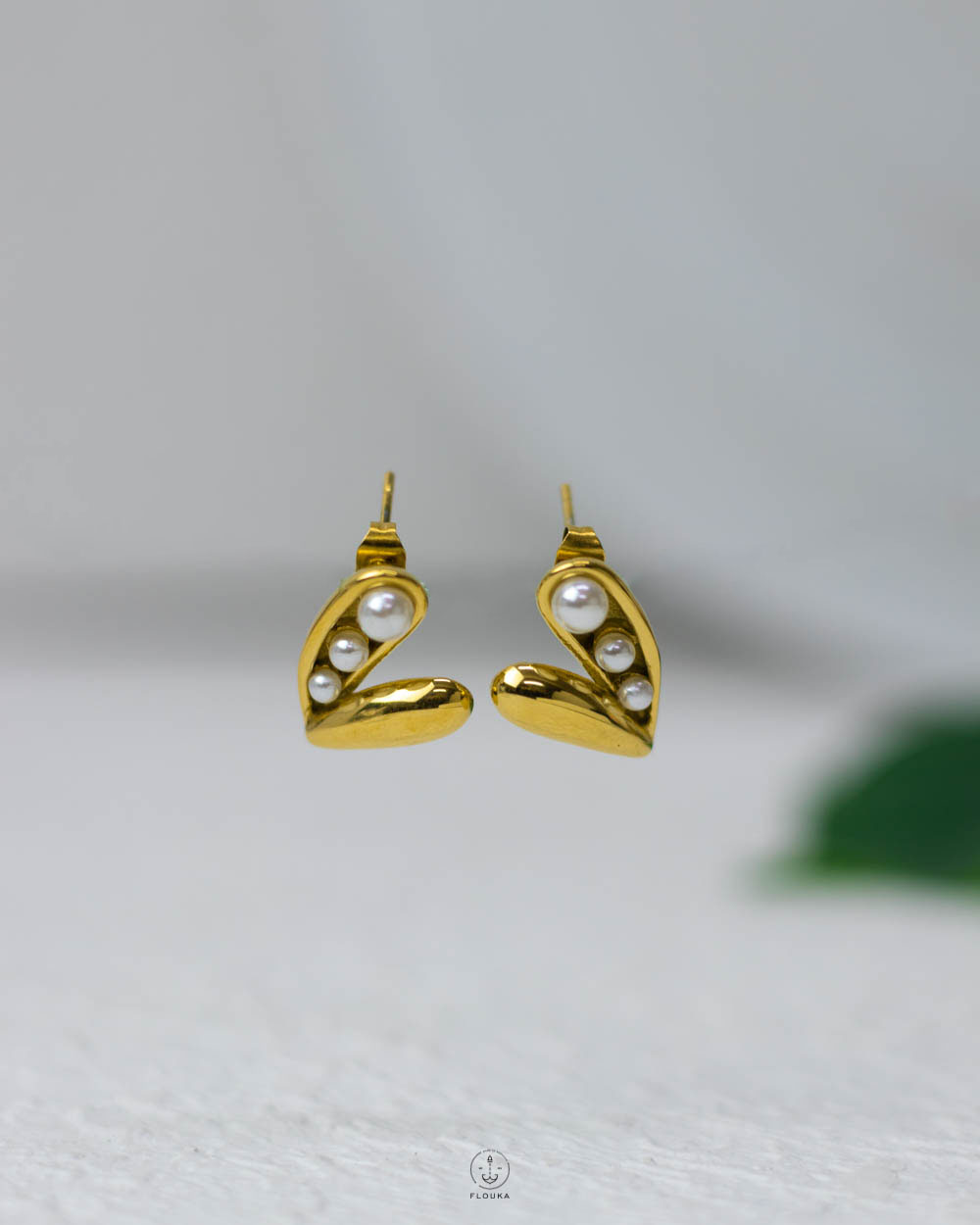 1755296798_e0720.jpg gold heart & beads earrings