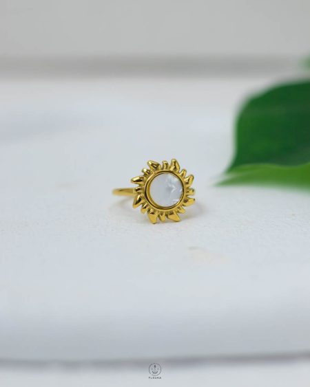 gold sun white rasin ring