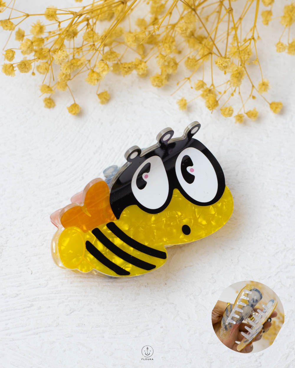 1755722463_t0146-1.jpg bee claw clip