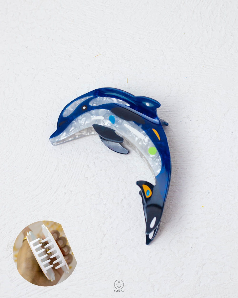 1755721731_t0145.jpg dolphin claw clip