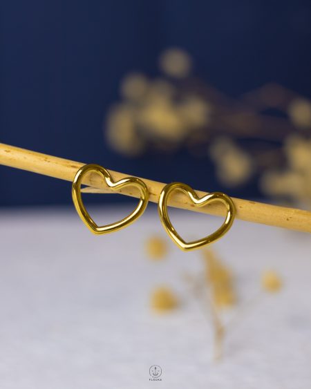 gold heart earing