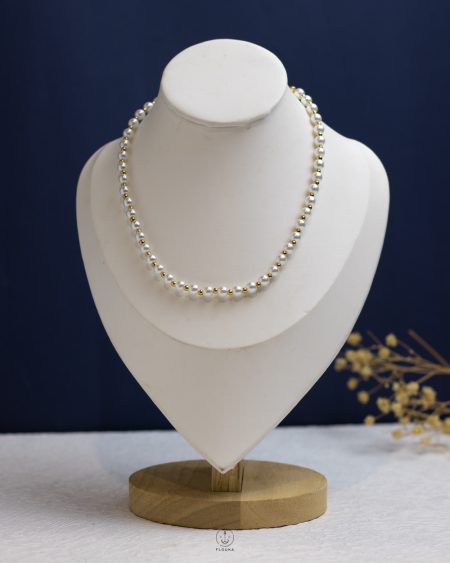 white Pearl beads gold balls necklace