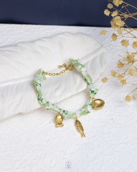 ment green fabric gold seashell bracelet