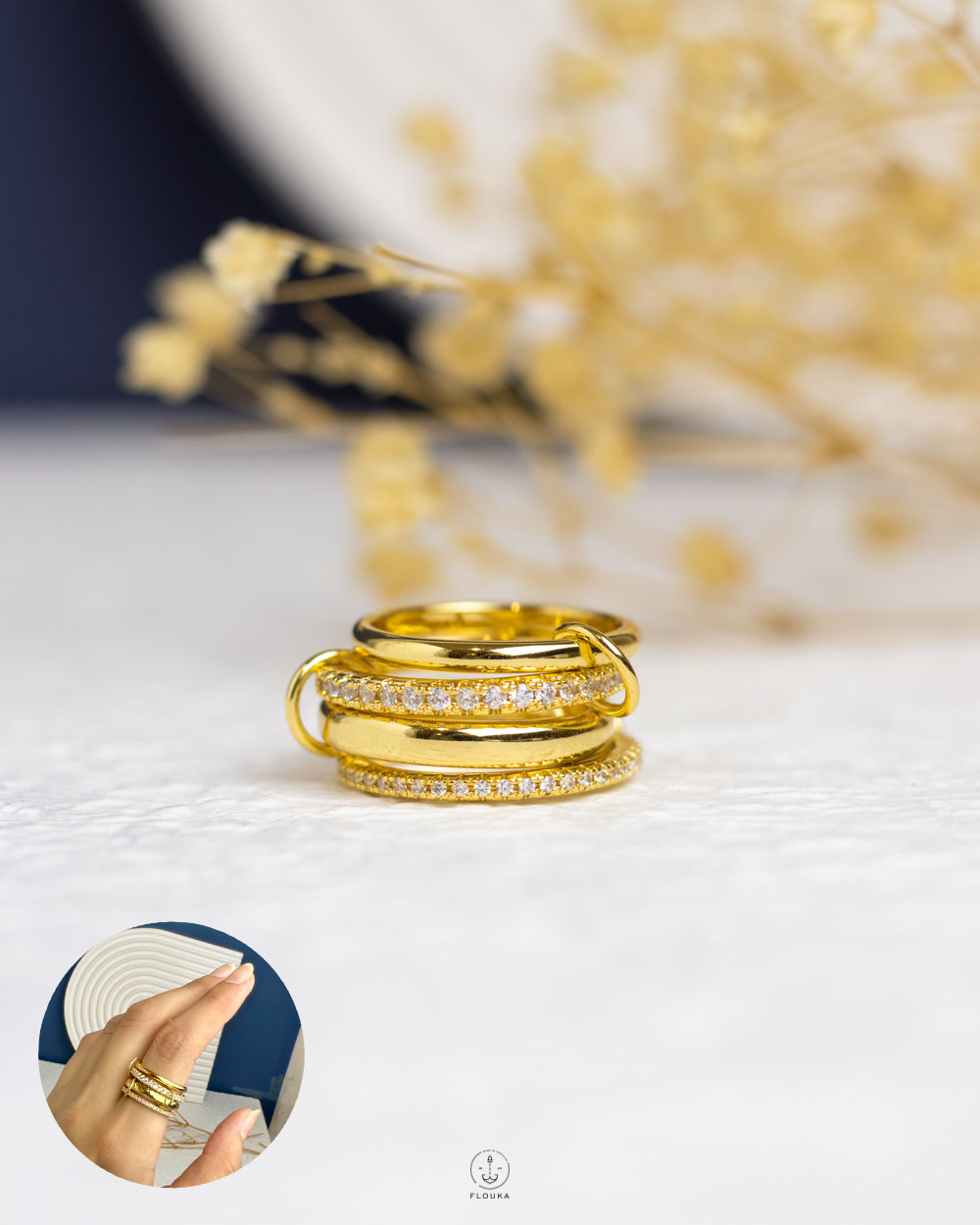 1758483618_r0933.jpg four struas gold ring