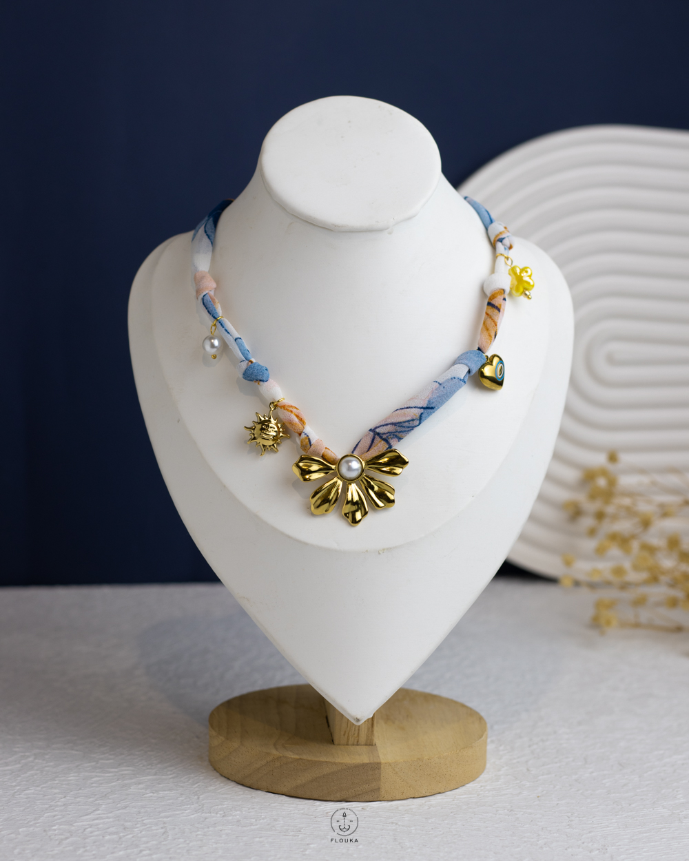 1758654952_n1958.jpg baby blue fabric gold half flower necklace