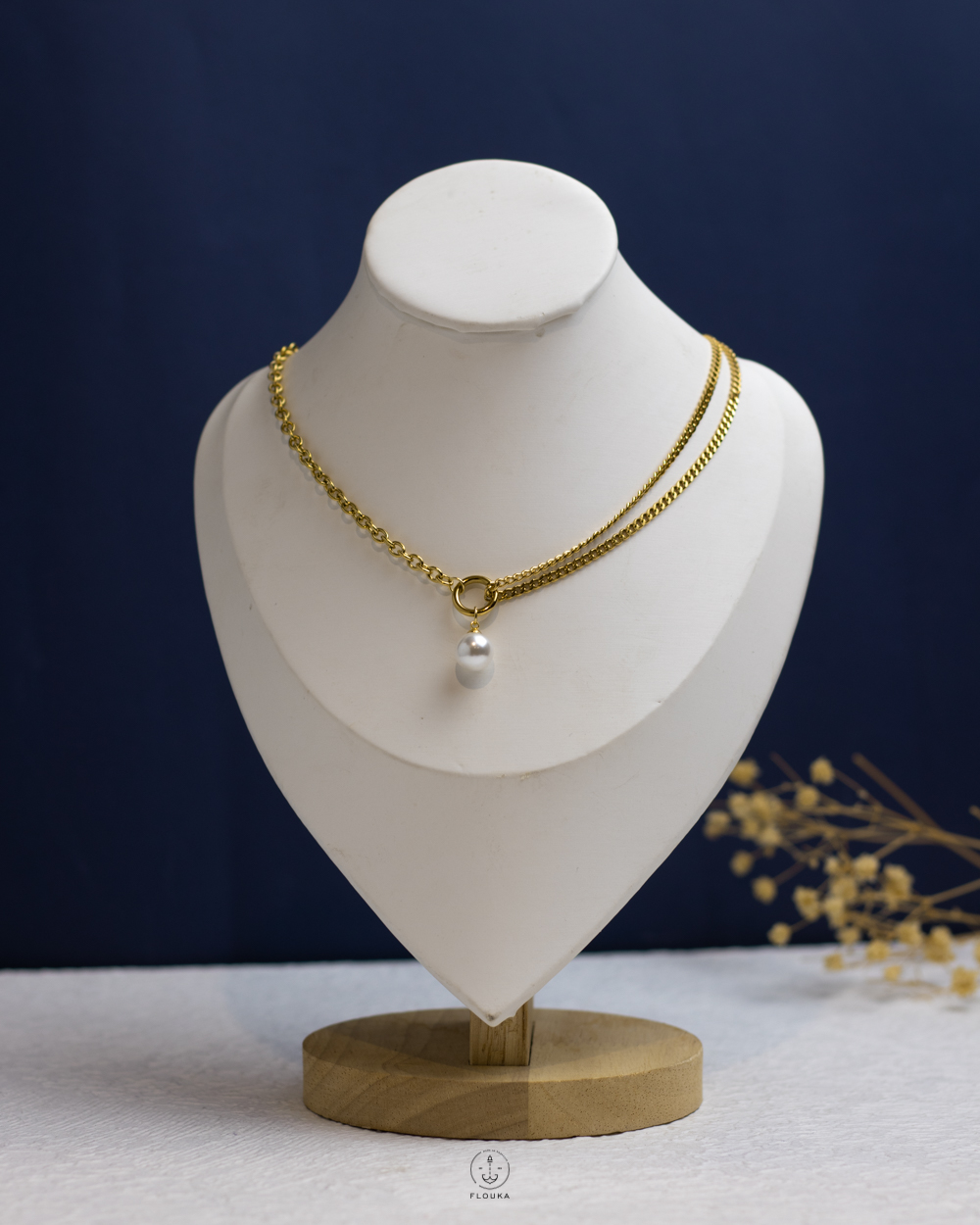 1758985002_n1850.jpg tlock white pearl gold necklace