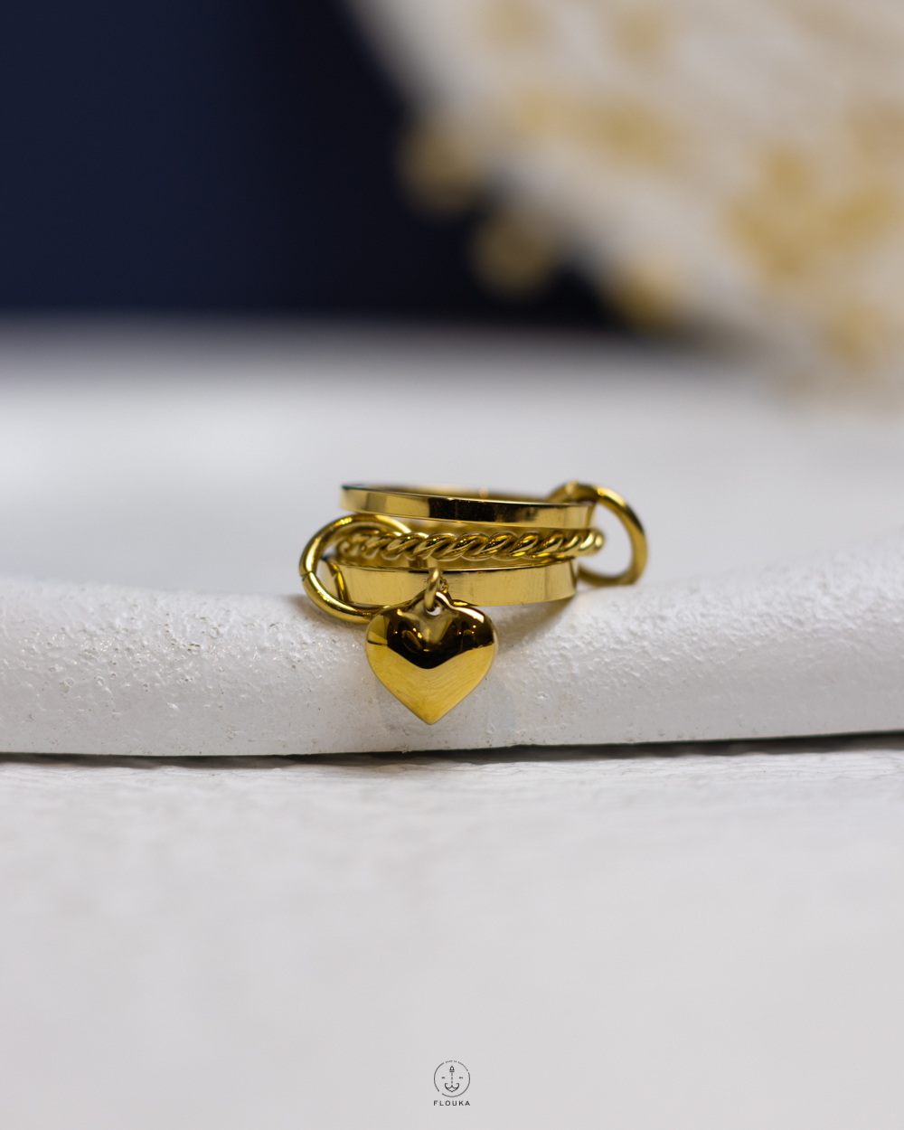 1759253613_r0938.jpg triple gold heart ring