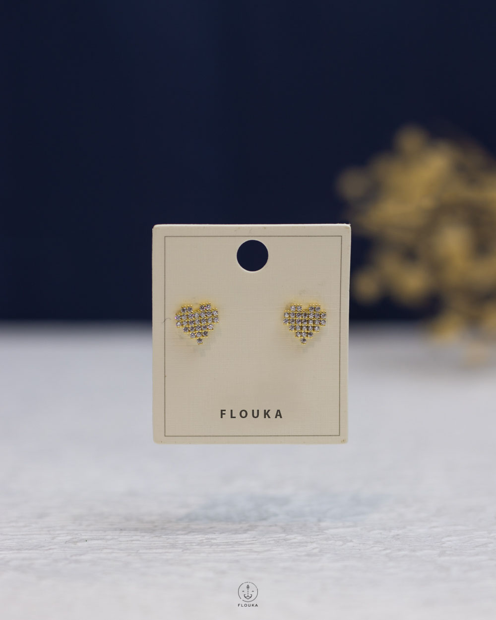 1759421288_e0830.jpg white struas heart gold earring