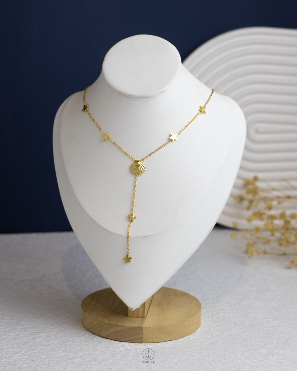 1759600907_n1976.jpg gold seashell & seastar necklace