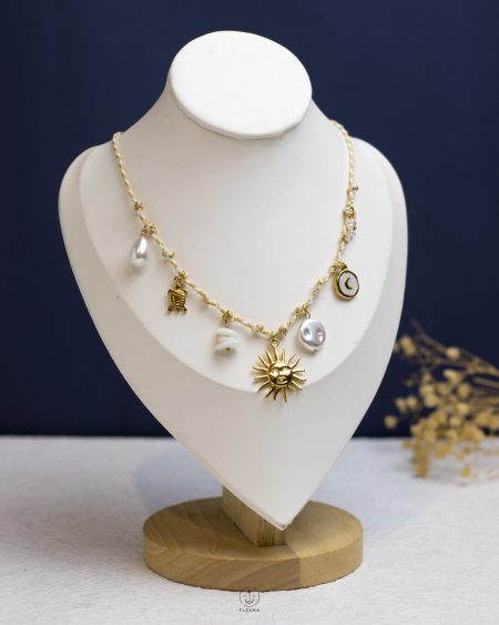 off white fagbric seashell & sun necklace