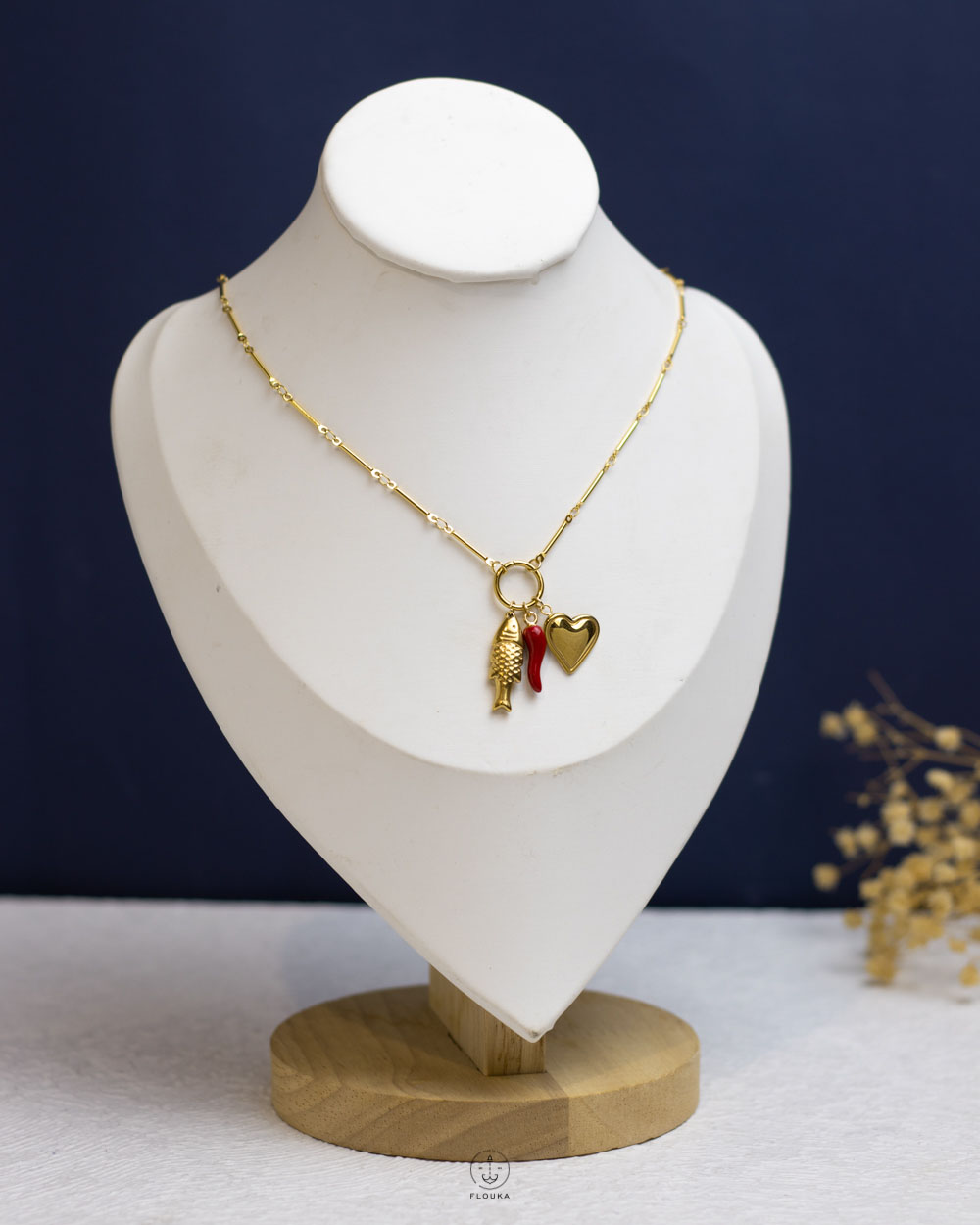 1759703363_n1967.jpg gold fish & heart necklace