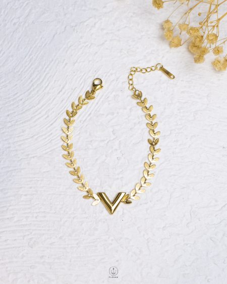 gold V arrow bracelet