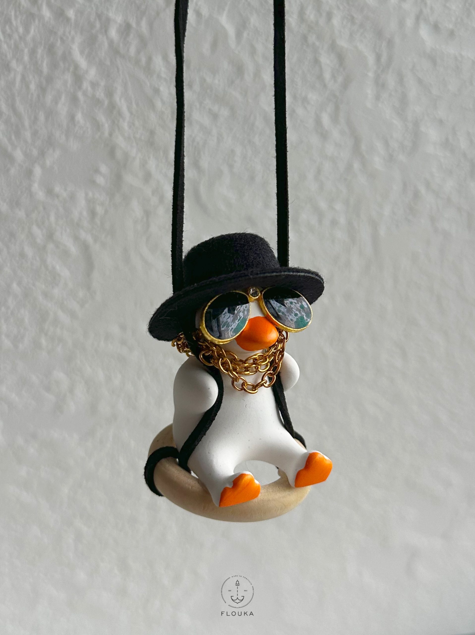 1759765928_photo-output.jpeg Happy Duck carholder