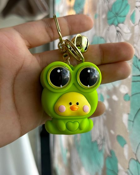pump eye frog keychain