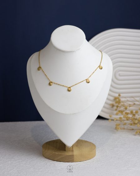 many gold seashell necklace