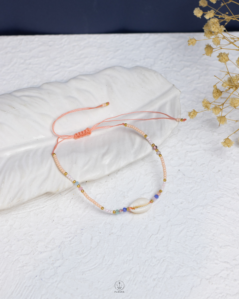 1760215541_b1122.jpg free size tiny pink beads & seashell bracelet