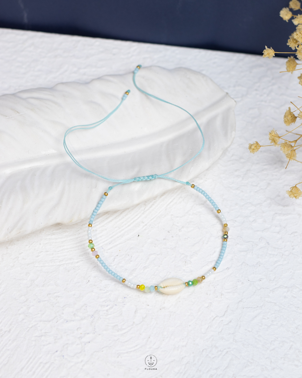 1760283841_b1128.jpg free size tiny blue beads & seashell bracelet