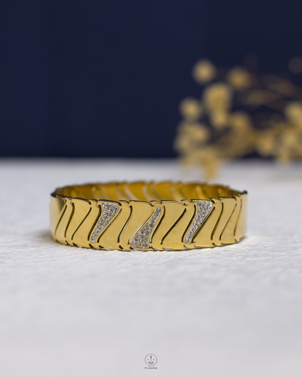 1761432238_o0297.jpg gold straus bracelet